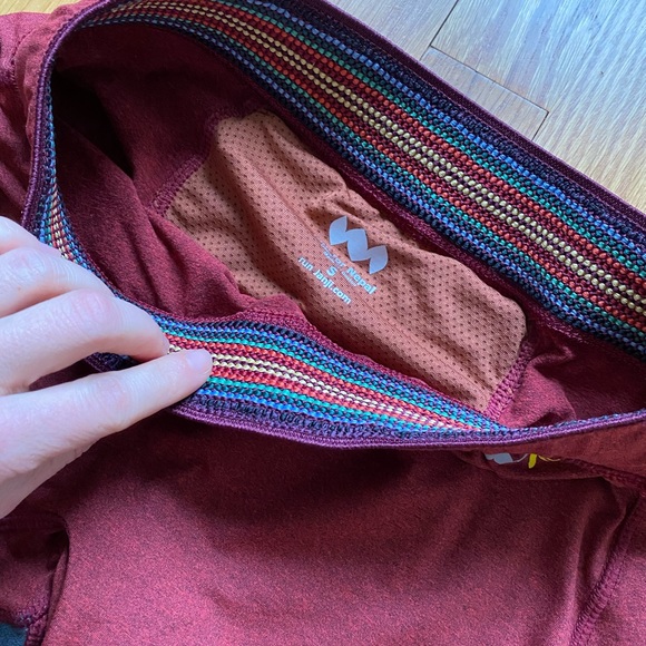 Janji Nepal Running Tights - Picture 4 of 7